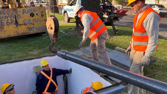 Trabajan en un pozo de agua para fortalecer la red en tres barrios