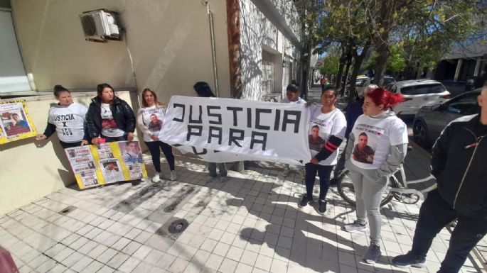 Familiares de Agustina, Ramiro, Iara y Eduardo reclamaron justicia