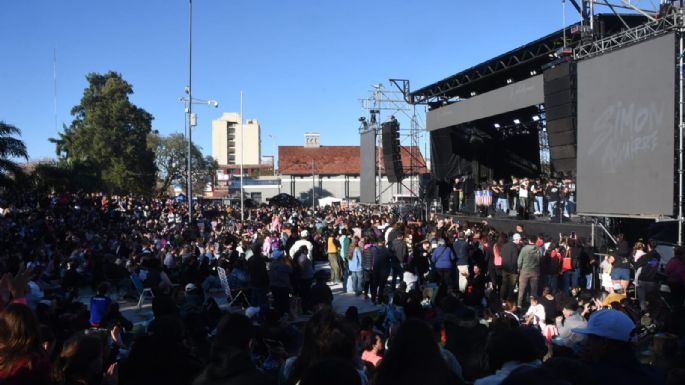 Villa María celebró su 158° aniversario a pura música