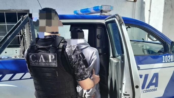 Robaron una botella de cerveza en un kiosco y fueron detenidos