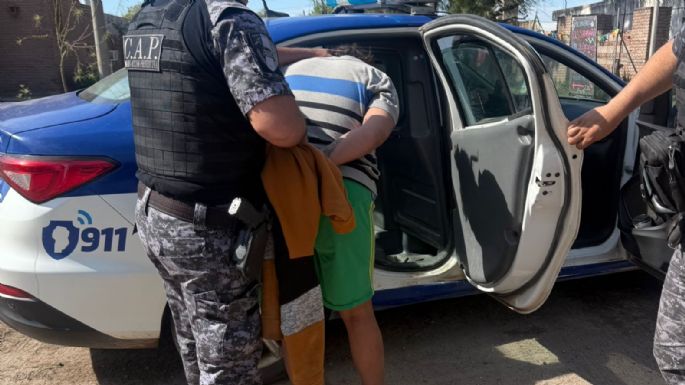 Se negó a un control policial y terminó detenida
