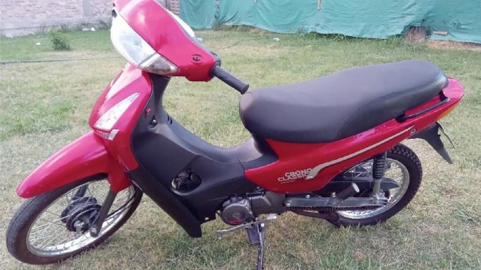 Le robaron la moto a un bombero