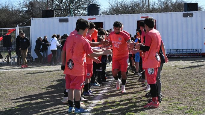 Verdes y Fortineros siguen arriba
