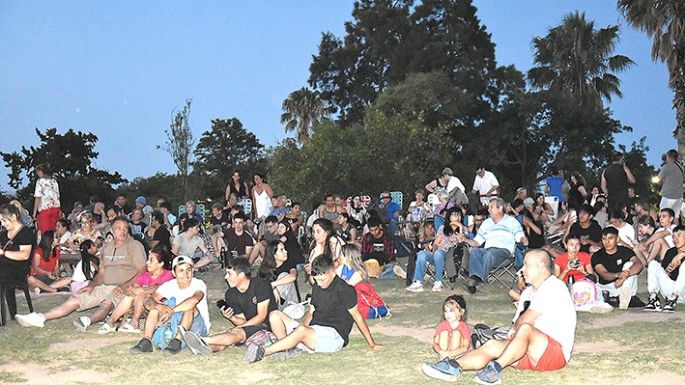 Vuelve el Cine bajo las estrellas
