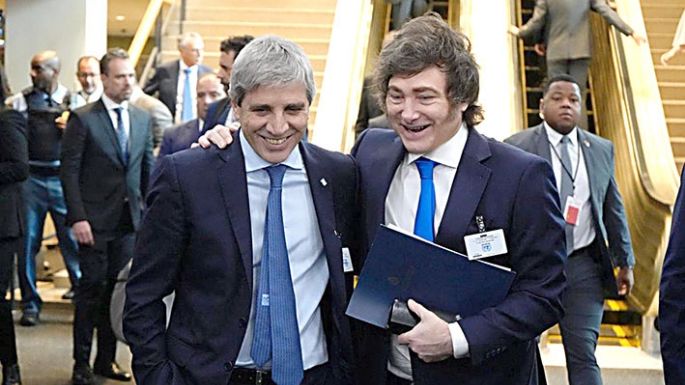 El Gobierno anunció que 2025 terminó con superávit fiscal