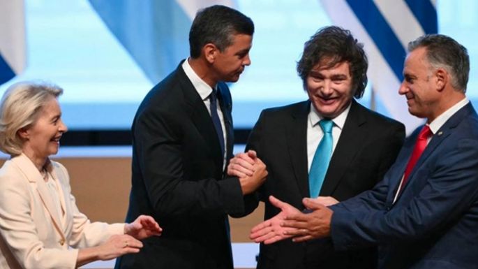 Después de 26 años de negociaciones, hubo firma