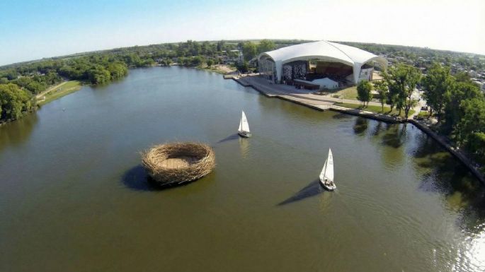 Los detalles de las intervenciones artísticas en el lago