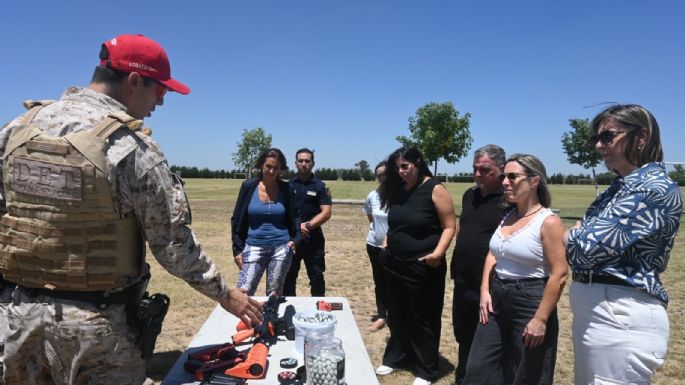 Agentes de la Guardia Local se capacitaron en el uso de armas menos letales