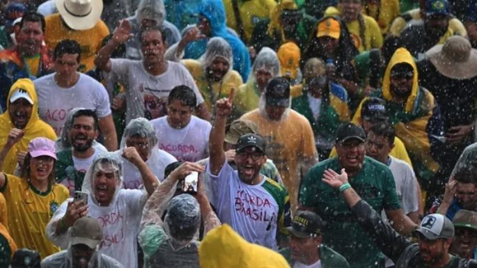 Marchaban por Bolsonaro y les  cayó un rayo: hay 34 heridos