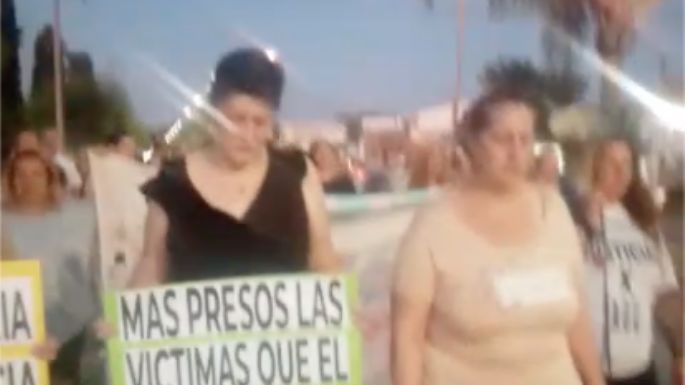 Cuarta marcha contra la domiciliaria de Rodrigo Santi