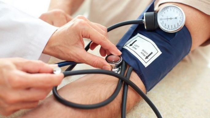 Realizan controles de salud en la vía pública