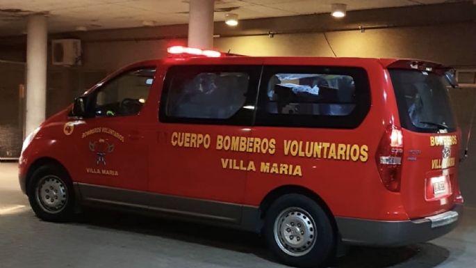 Tres personas que iban en una moto terminaron en el Pasteur