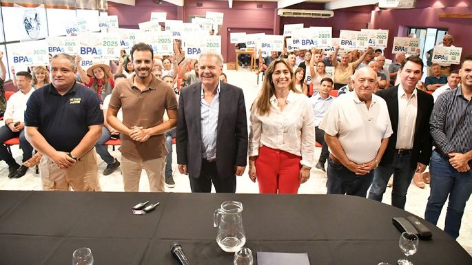 Aportes a productores  y al sector lechero