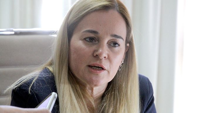 Fiscal instalada en la Unidad Judicial, siguiendo cada paso