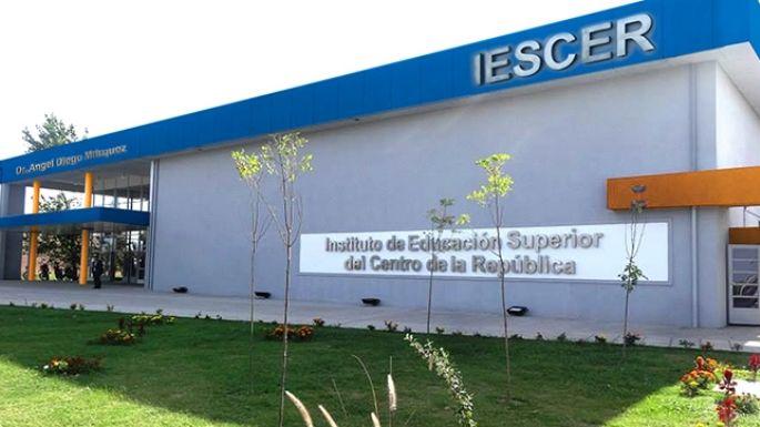 Desplazaron a las autoridades del IESCER y nombraron una directora transitoria