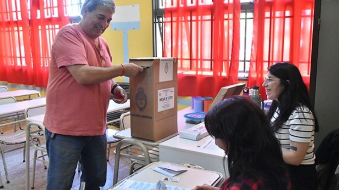 Sigue el pago a delegados  y presidentes de mesa