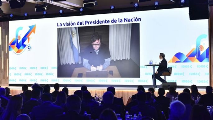 “Habrá que elegir entre prosperidad o decadencia”