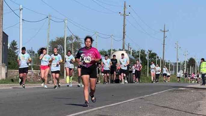 Más de 350 inscriptos festejarán corriendo