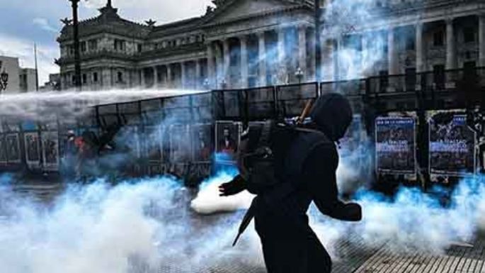 Infiltrados y represión