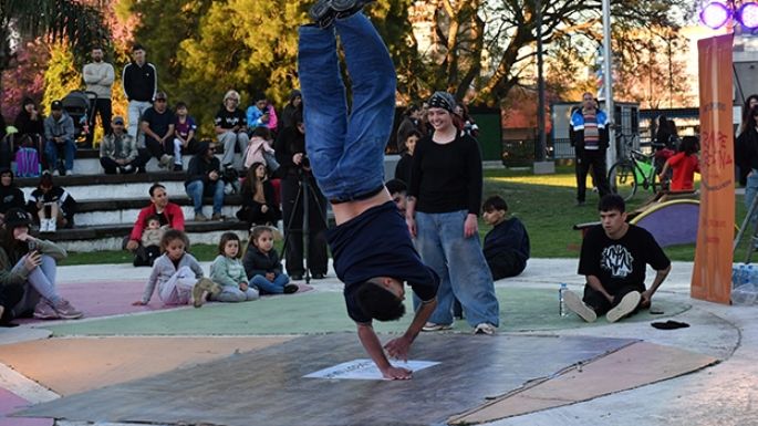 Villa María Urbana “copó” el Teatrino con las juventudes