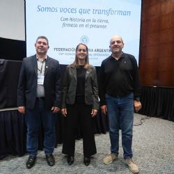 Dos cordobeses en la conducción