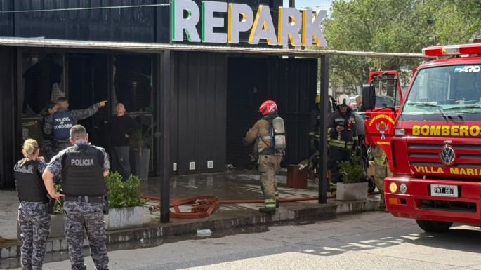Incendio de gran magnitud en un salón de juegos: importantes pérdidas materiales