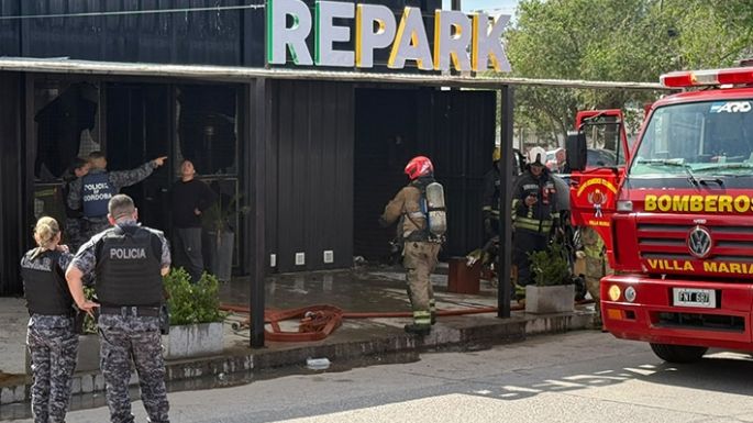 Devastador incendio en un salón de juegos