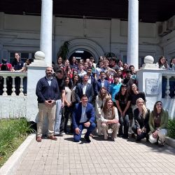 Un convenio ofrece becas al 50% para los estudiantes