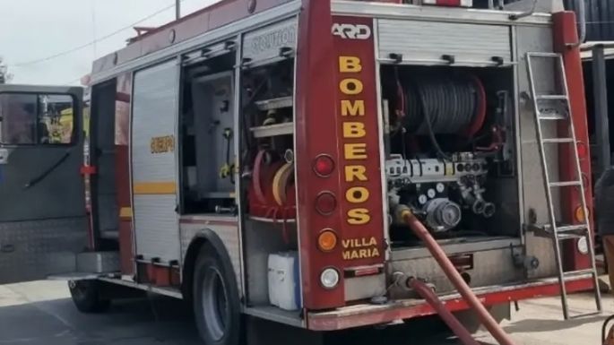 Un incendio generalizado afectó una vivienda en barrio Ameghino