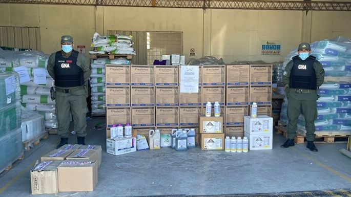 Allanaron y clausuraron empresas de agroquímicos en Pozo del Molle