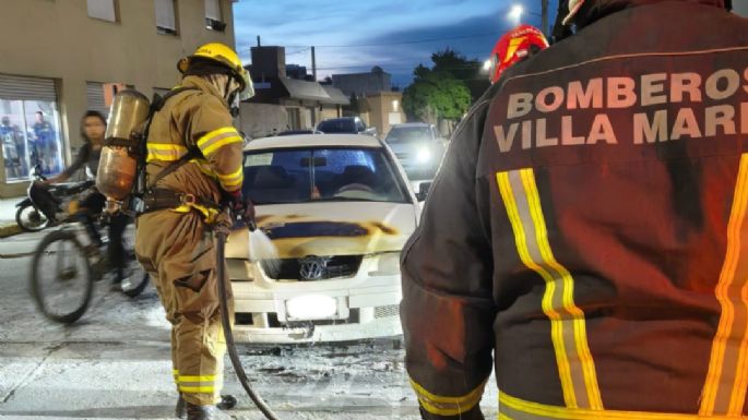 Otro incendio de un vehículo en la ciudad