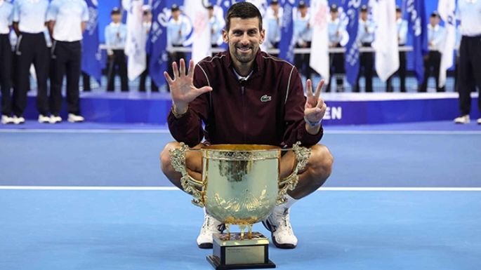 Djokovic, a un título de Federer