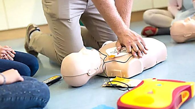 Capacitaciones obligatorias en RCP y maniobra de Heimlich