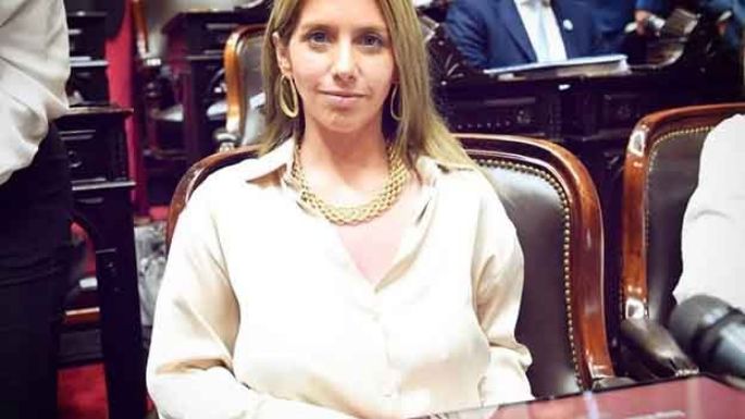 Una diputada libertaria cordobesa criticó los carnavales
