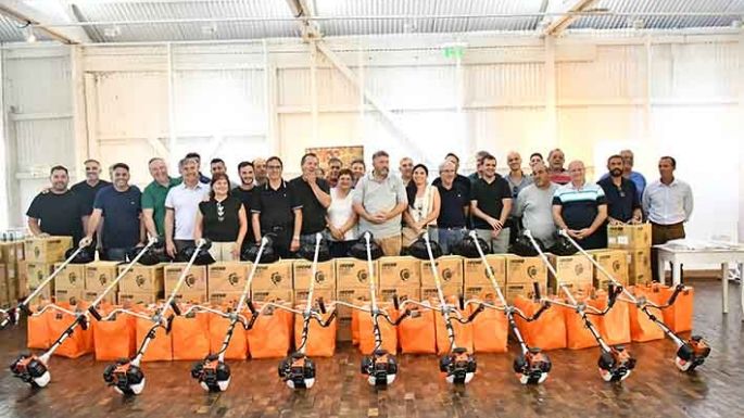 ENRED entregó equipamiento para el mantenimiento urbano