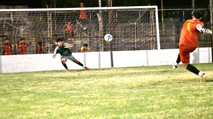 ¡Adentro!