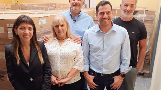 El Pasteur recibió varios aires acondicionados que necesitaba