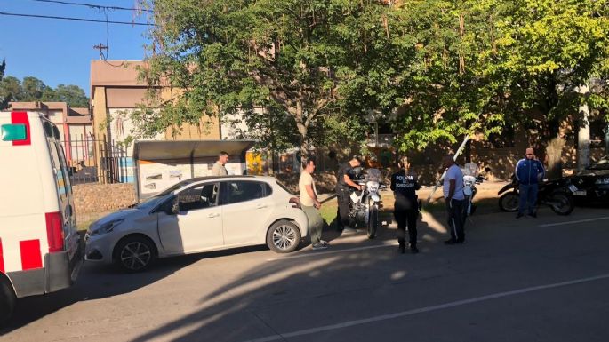 Violencia tras un choque menor en Villa María: un hombre terminó con lesiones en el rostro