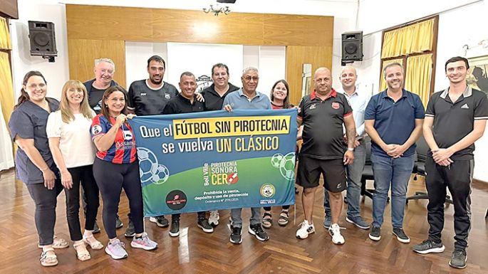 Clubes y escuelas de fútbol por Pirotecnia Sonora Cero