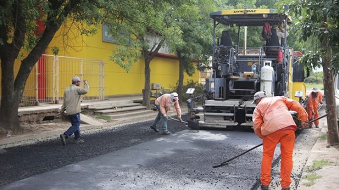 Tramo pavimentado en Las Playas