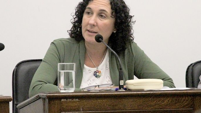 “Mezquindades y oportunismo”