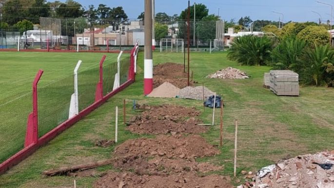Construirán dos tribunas de veinte metros