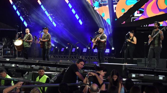 Los ganadores del certamen Nuevos Valores pusieron en marcha la segunda noche