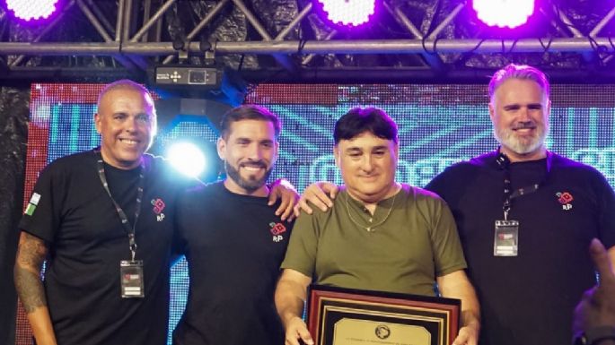 Reconocieron a la peña de Los Soñadores por sus 20 años de permanencia