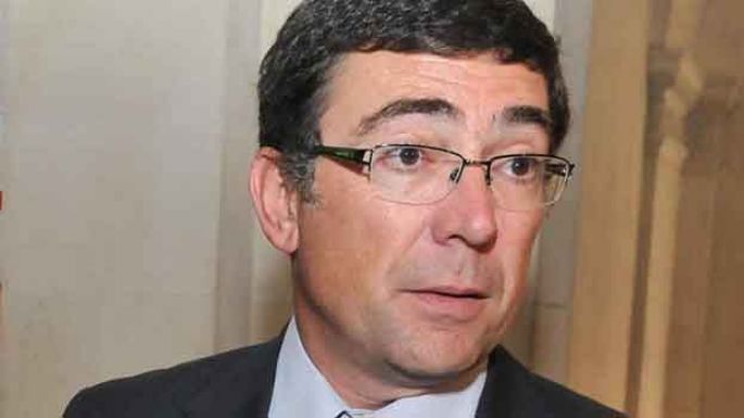 Tres fiscales a juicio a fines de marzo
