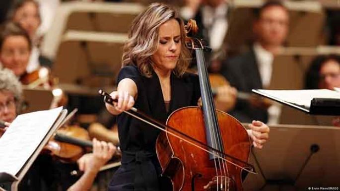 La chelista Sol Gabetta sigue brillando intenso