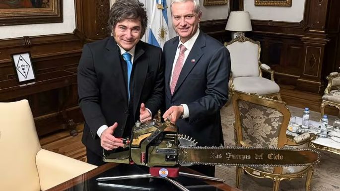 Viaja a Chile para la asunción de Kast