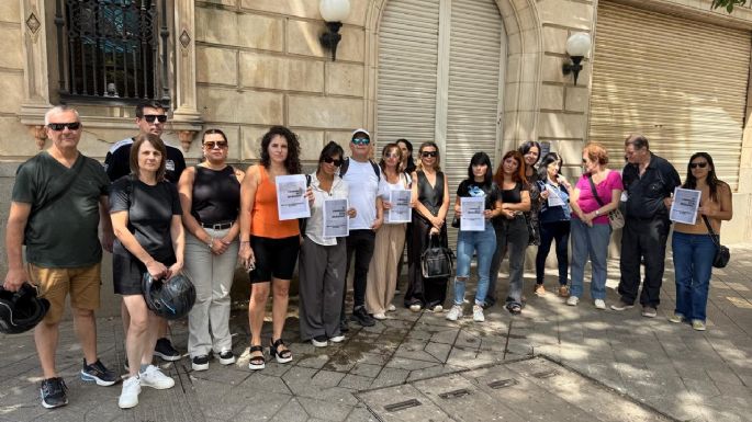 Un grupo de comerciantes realizó una manifestación por el aumento del estacionamiento