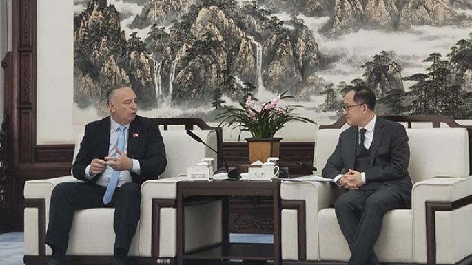 Accastello se mostró optimista con las inversiones desde China