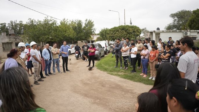 Inició la obra de agua potable para el loteo en Las Acacias